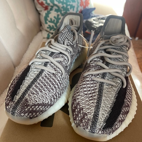 adidas Yeezy Boost 350 V2 Zyon - Picture 8 of 10